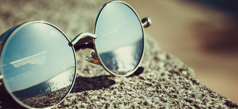 Airline passenger claims she woke up alone on a dark and cold plane